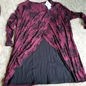 Motherhood maternity nursing top